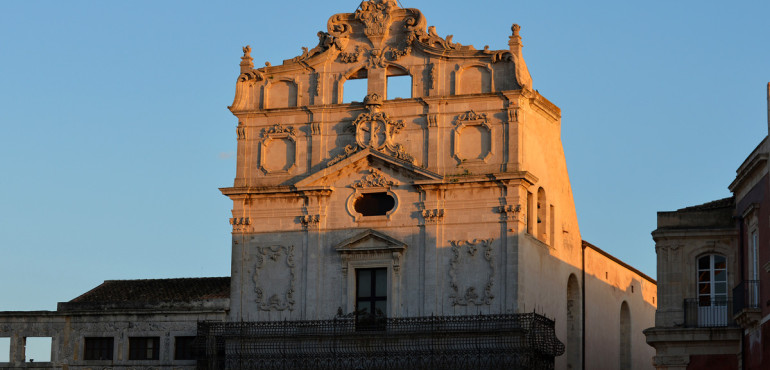 Particolare della Facciata - Chiesa Santa Lucia alla Badia