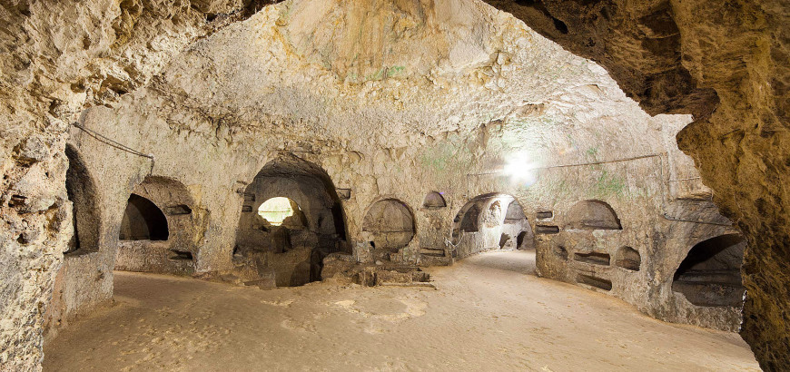 Interno delle catacombe San Giovanni