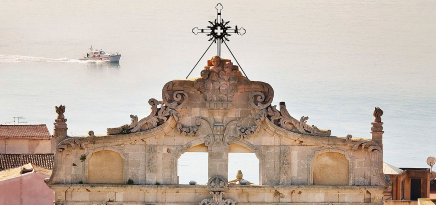 Dettaglio Chiesa Santa Lucia alla Badia