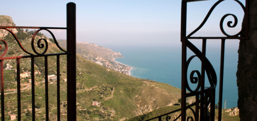 Vista dalla città