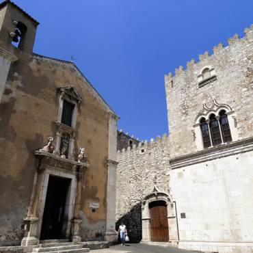 Chiesa di Santa Caterina su Corso Umberto