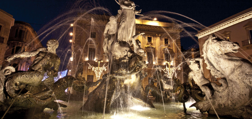 Piazza Archimede - Particolare della Fontana di Diana