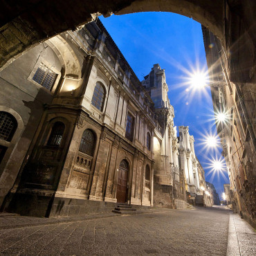 La via Crociferi