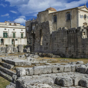 La chiesa di S. Paolo vista dal Tempio di Apollo