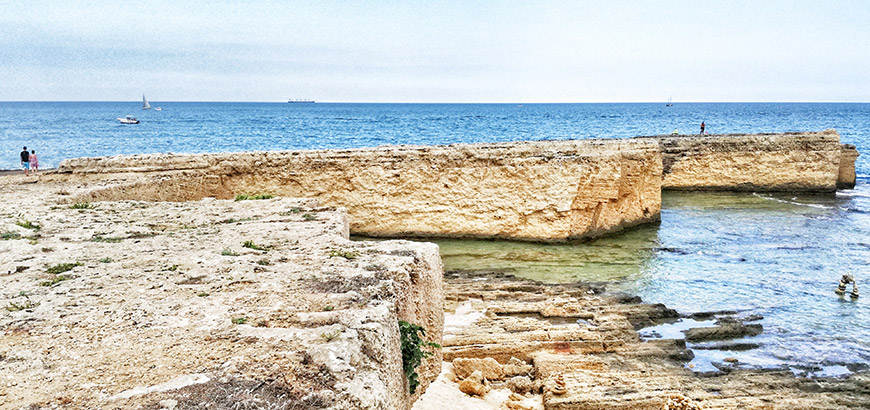 Punta Mola